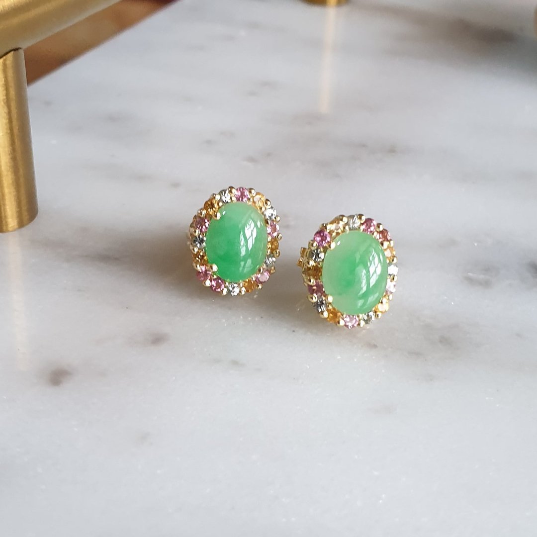 Burmese jade stud earrings natural gemstone in 925 silver with gold plated - 耳环/耳夹 - 玉石 绿色
