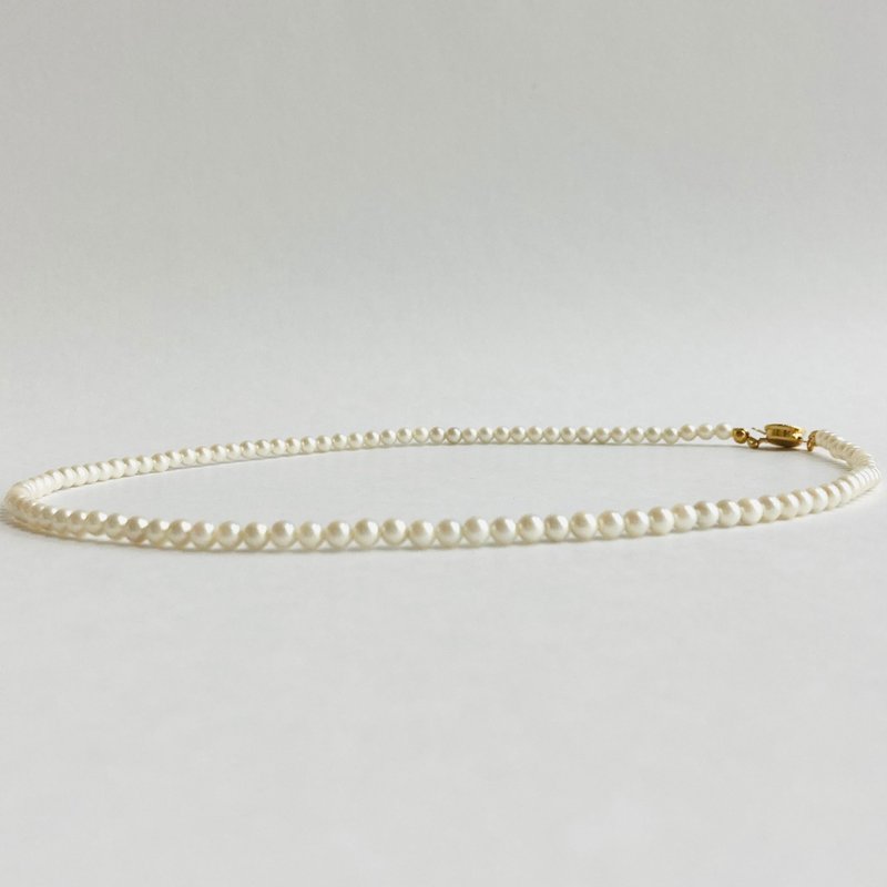 贝珠珍珠项链 / 约 4mm / 约 43cm / 奶油双色 / G / 日本制造 - 项链 - 贝壳 白色