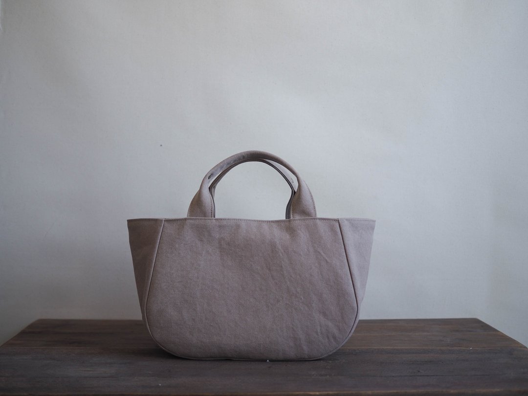 Round tote with lid M Mushroom - 手提包/手提袋 - 棉 卡其色