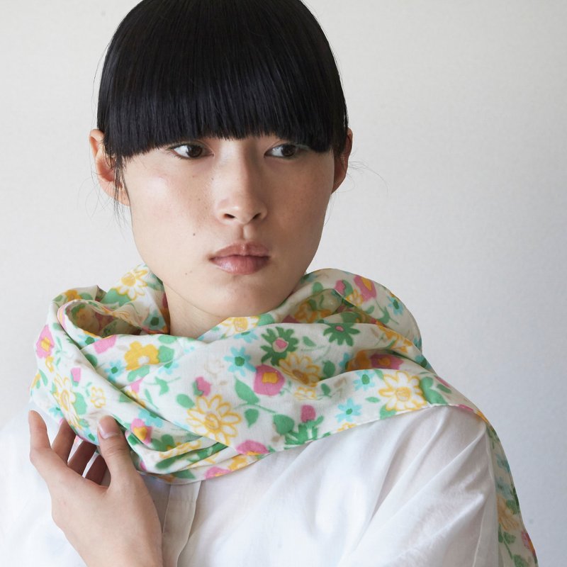 SAKIRA-Kyoto　gauze scarf - The wind and Flower - 围巾/披肩 - 棉．麻 粉红色