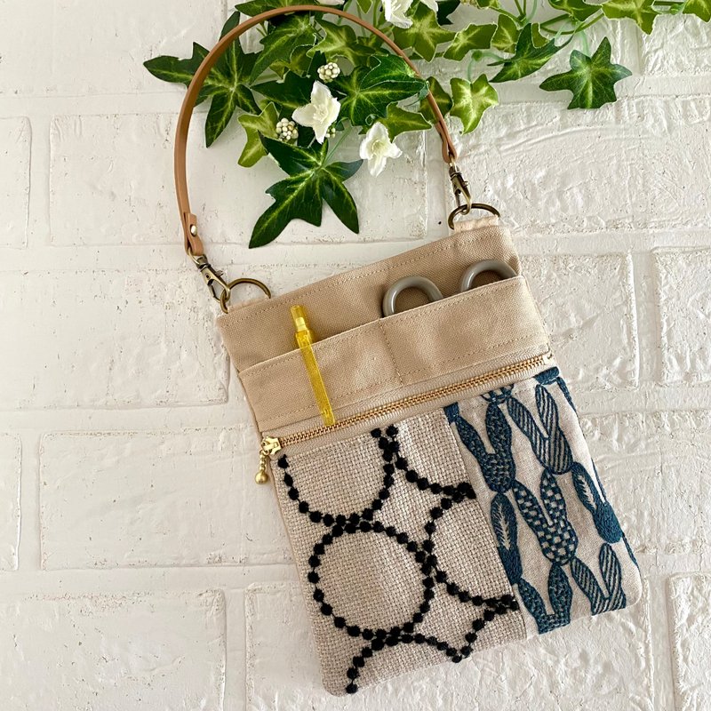 minä perhonen 小包 minaperhonen - 化妆包/杂物包 - 棉．麻 