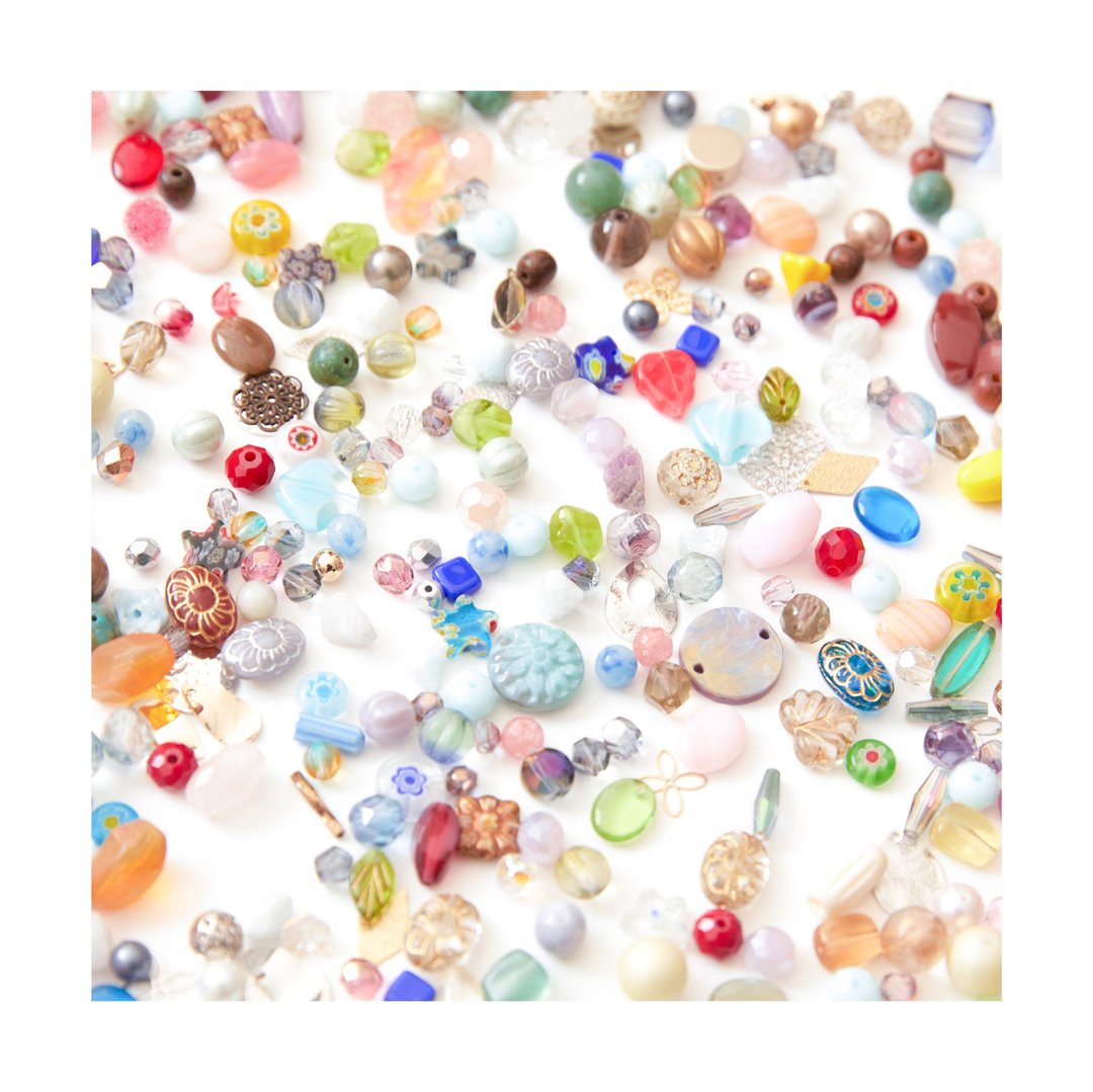 beads for organza embroidery kit - 耳环/耳夹 - 其他材质 