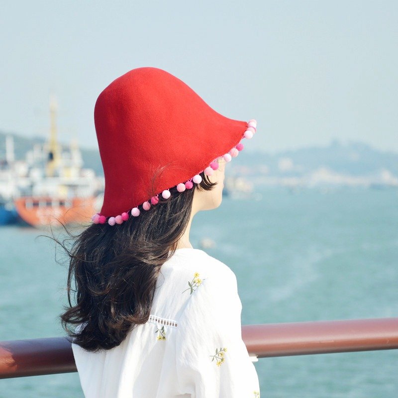 复古优雅毛呢渔夫帽 毛绒球遮阳盆帽 圣诞礼物 - 帽子 - 棉．麻 红色