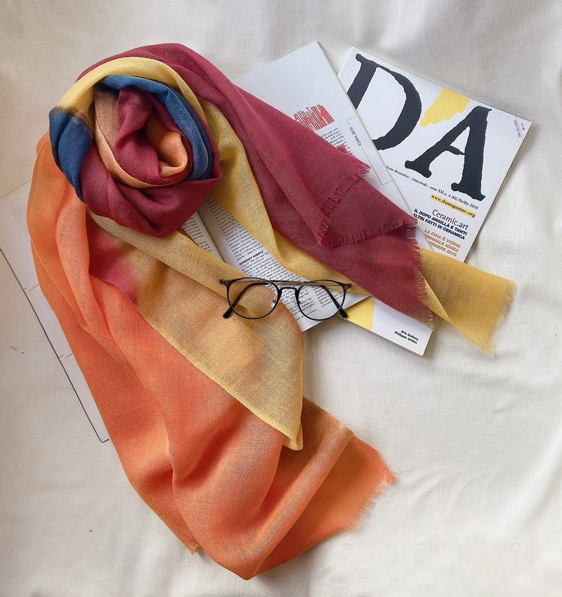 爱尔兰Galway 美丽诺羊毛围巾 抽象绘彩 65x180cm - 围巾/披肩 - 羊毛 粉红色