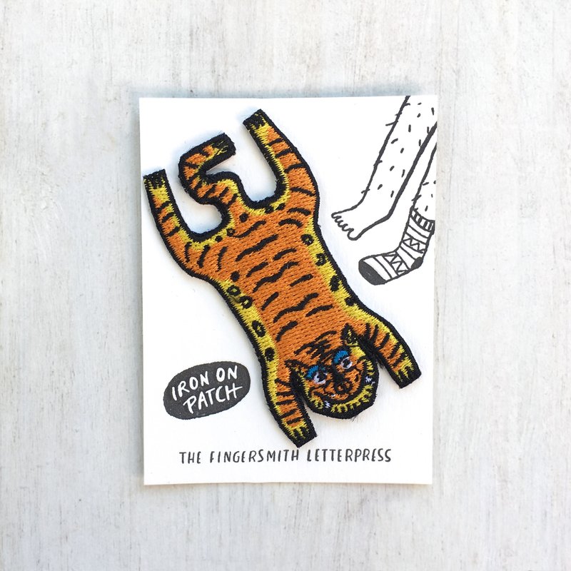 Tiger Skin Rug Iron On Patch - 胸针 - 其他材质 