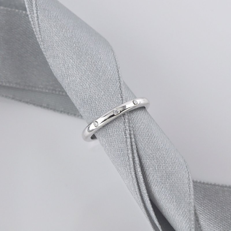 小碎钻线戒 925纯银 CZ钻石 - 戒指 - 纯银 银色