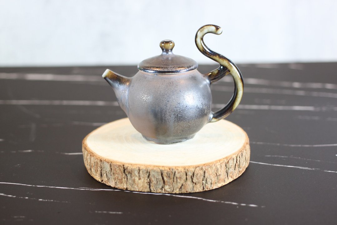 【沐春生活】原矿土涂层 柴烧飞天茶壶 名家叶敏祥手作 - 茶具/茶杯 - 陶 