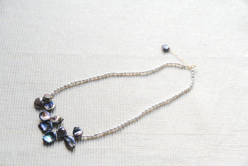 花瓣异形珍珠项链 宝蓝色 14KGF - 项链 - 珍珠 蓝色