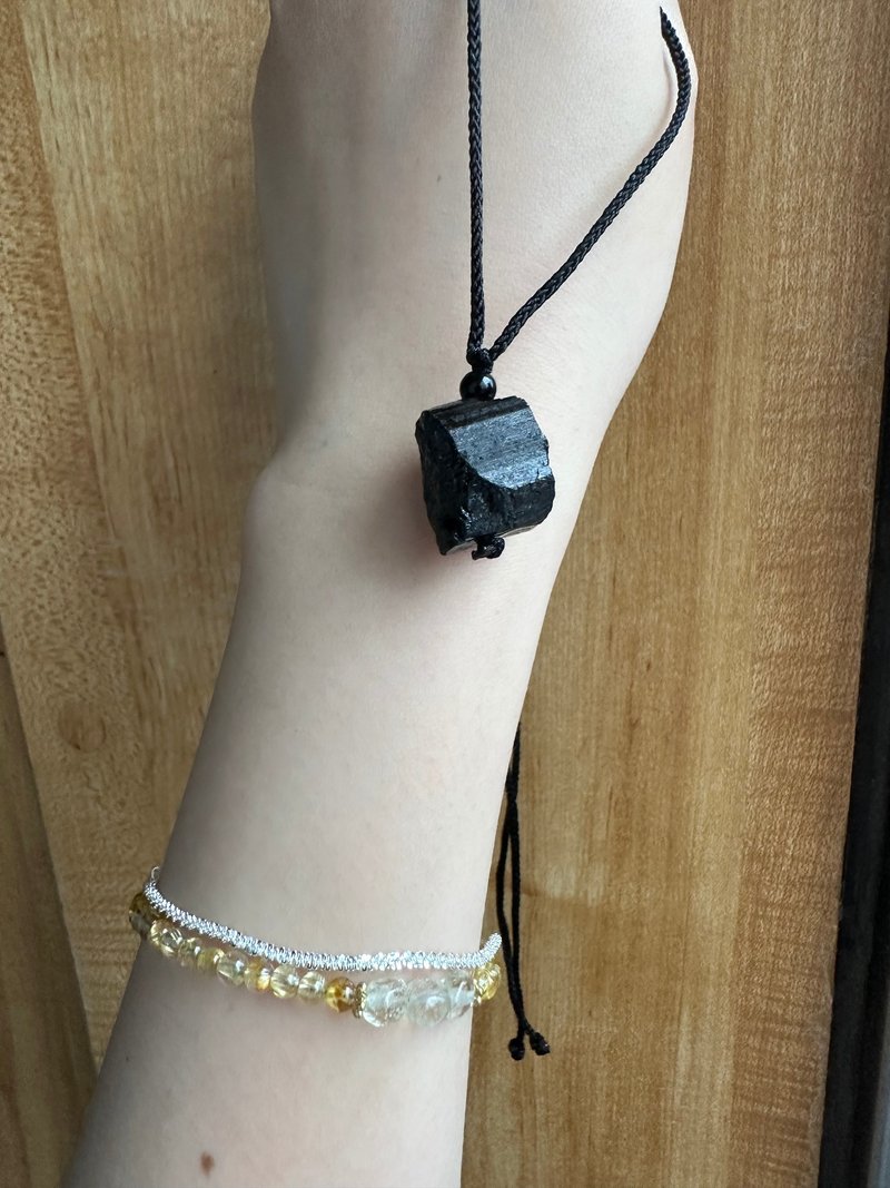 心忱-黑碧玺 原矿项链/吊饰 - 项链 - 水晶 黑色