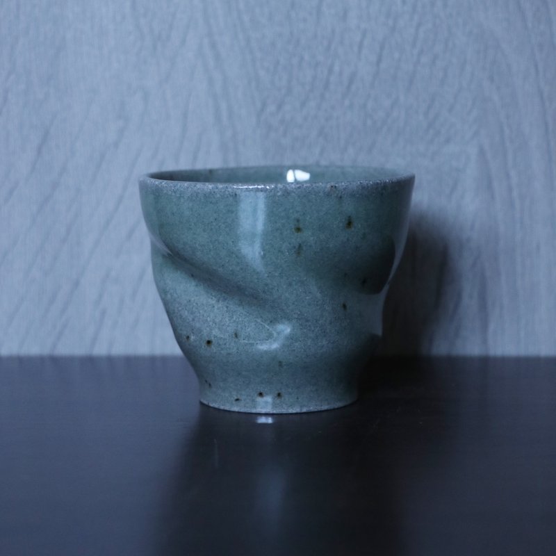 歪仔绿青瓷花岗岩小杯 - 其他杯子 - 陶 绿色