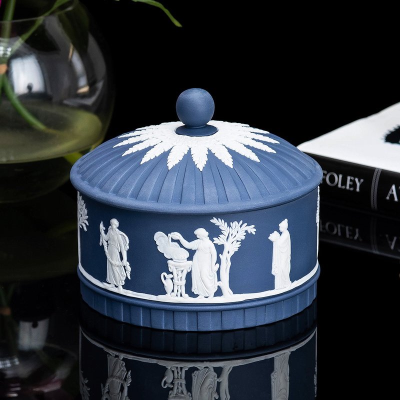 英国制wedgwood浮雕稀有波特兰 陶瓷首饰盒珠宝盒收纳盒 - 收纳用品 - 瓷 