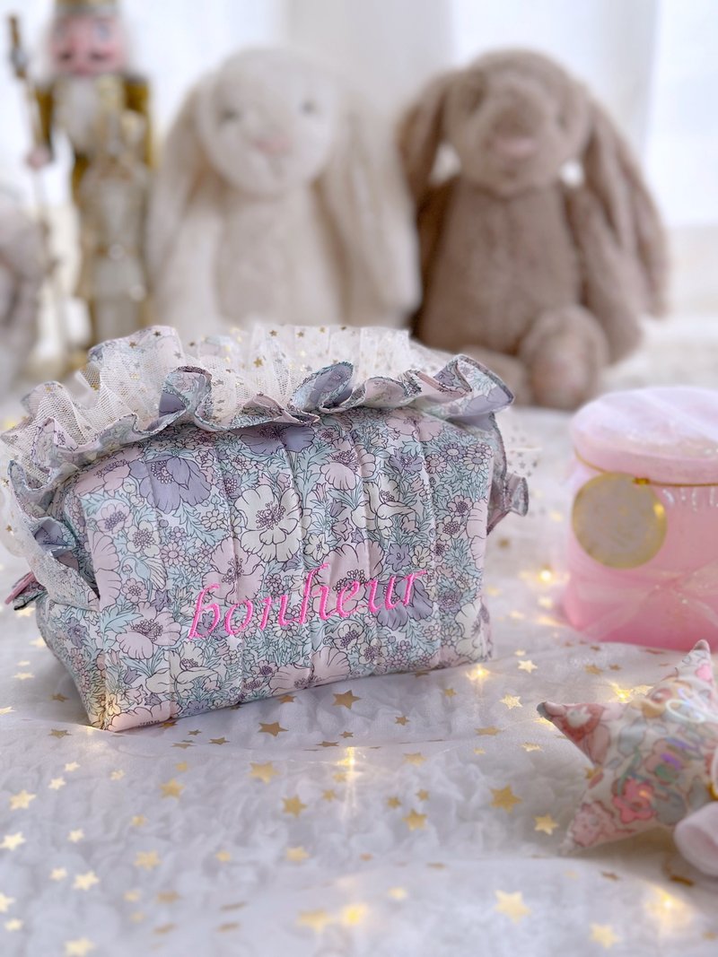 圆顶荷叶边化妆包 - 化妆包/杂物包 - 棉．麻 蓝色