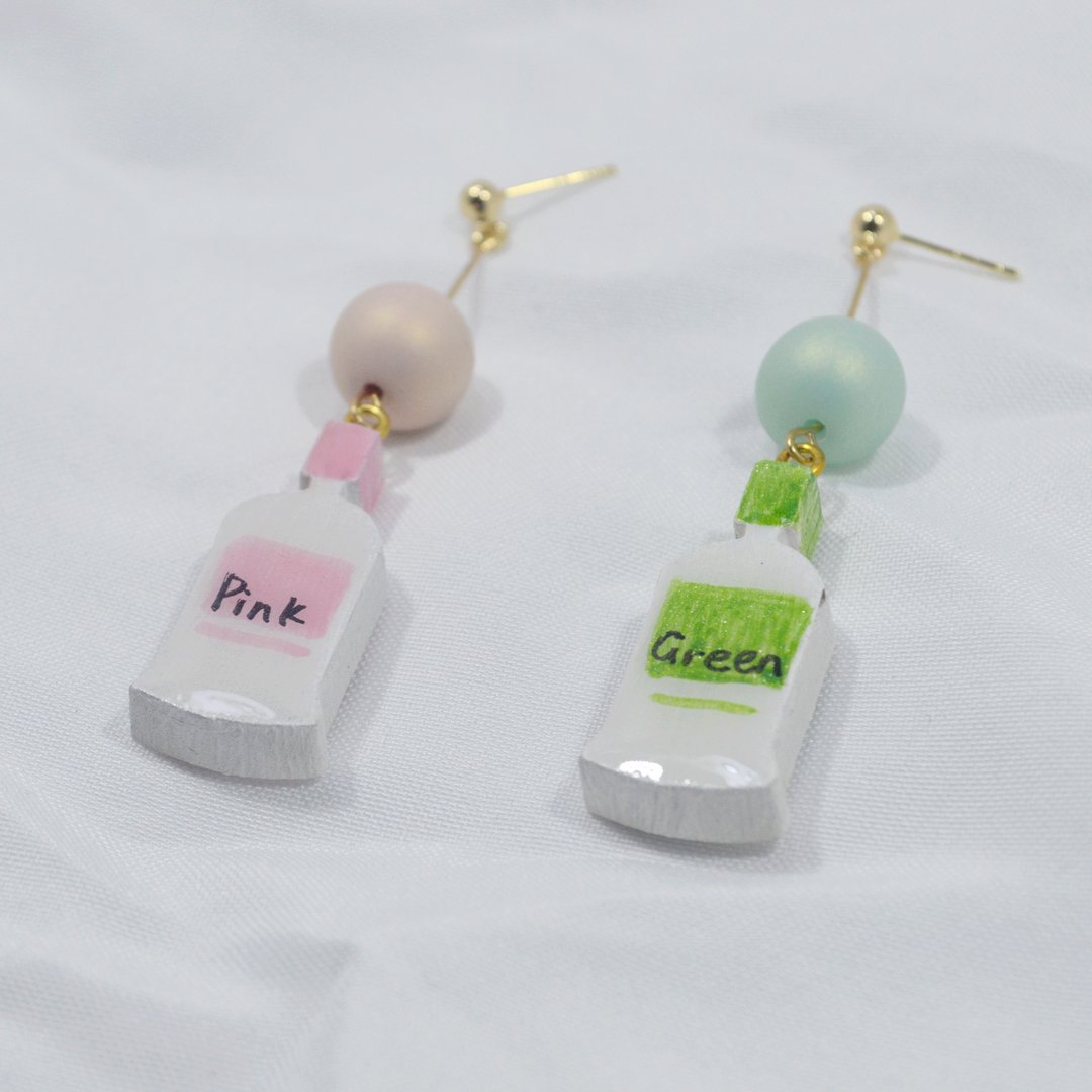 艺术生 粉色与绿色 pink green 瓶装颜料造型耳钉耳环 手绘木制 - 耳环/耳夹 - 木头 绿色
