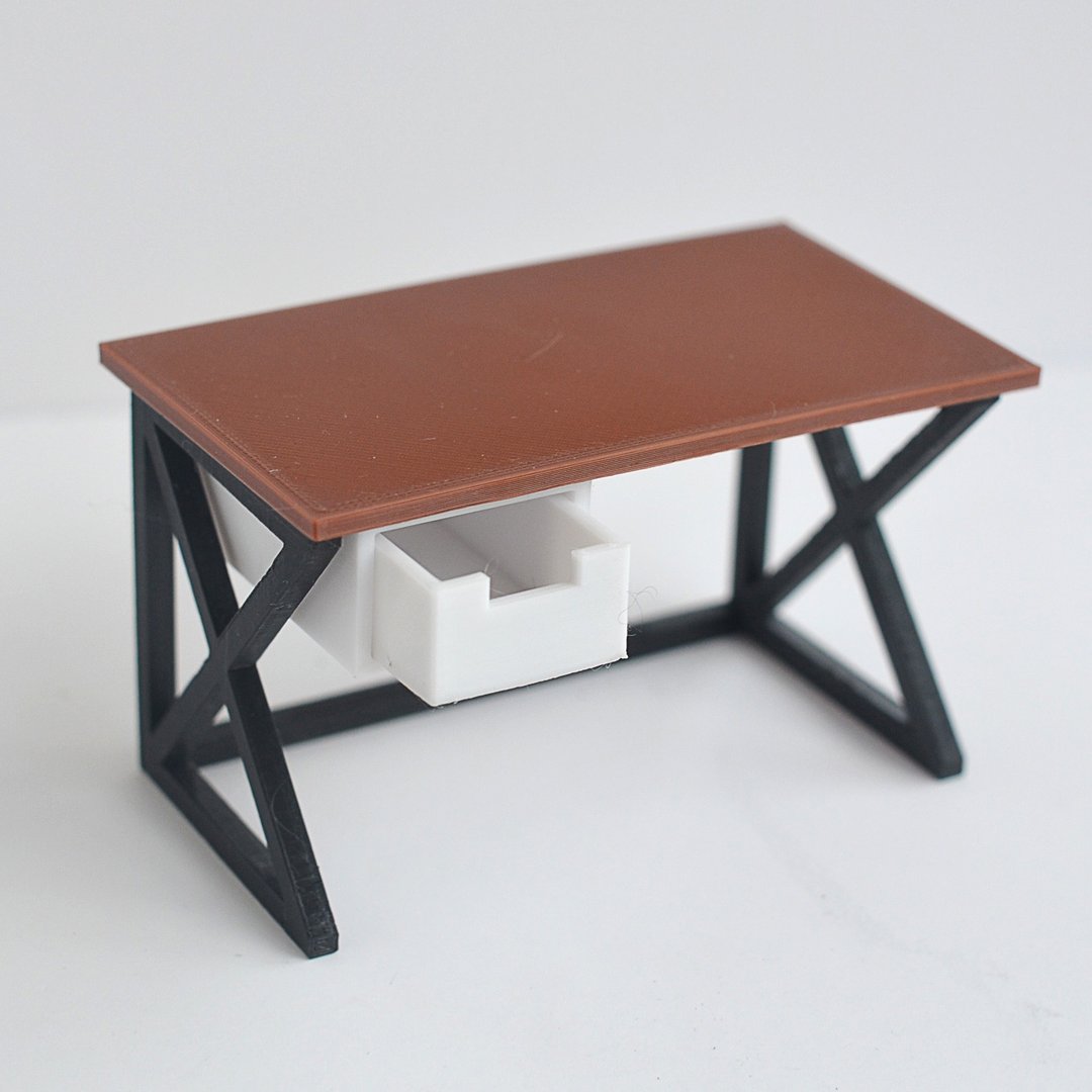 Miniature Dollhouse desk Table for dolls 1/12 Scale - 玩偶/公仔 - 塑料 咖啡色