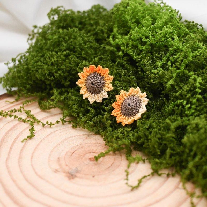 日向小花 向日葵 太阳花 耳环 耳针 耳夹 钩针 花 - 耳环/耳夹 - 棉．麻 金色