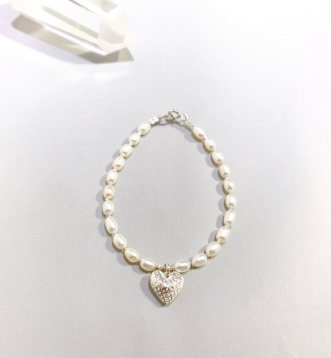 Ops Pearl silver bracelet- 小珍珠/极简/纯银/限定/爱心/礼物 - 手链/手环 - 珍珠 白色