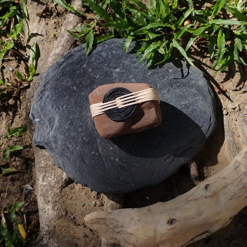 【Stone Altar Totem】祭坛图腾 特色蜡绳包石家饰品 - 摆饰 - 防水材质 红色