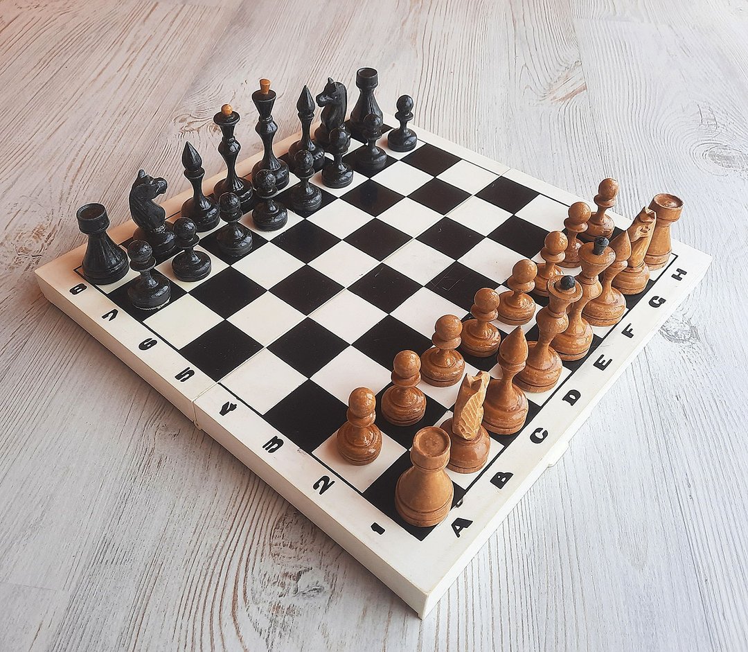 1960年代老木制苏联小棋子+塑胶折叠棋盘复古 - 桌游/玩具 - 木头 