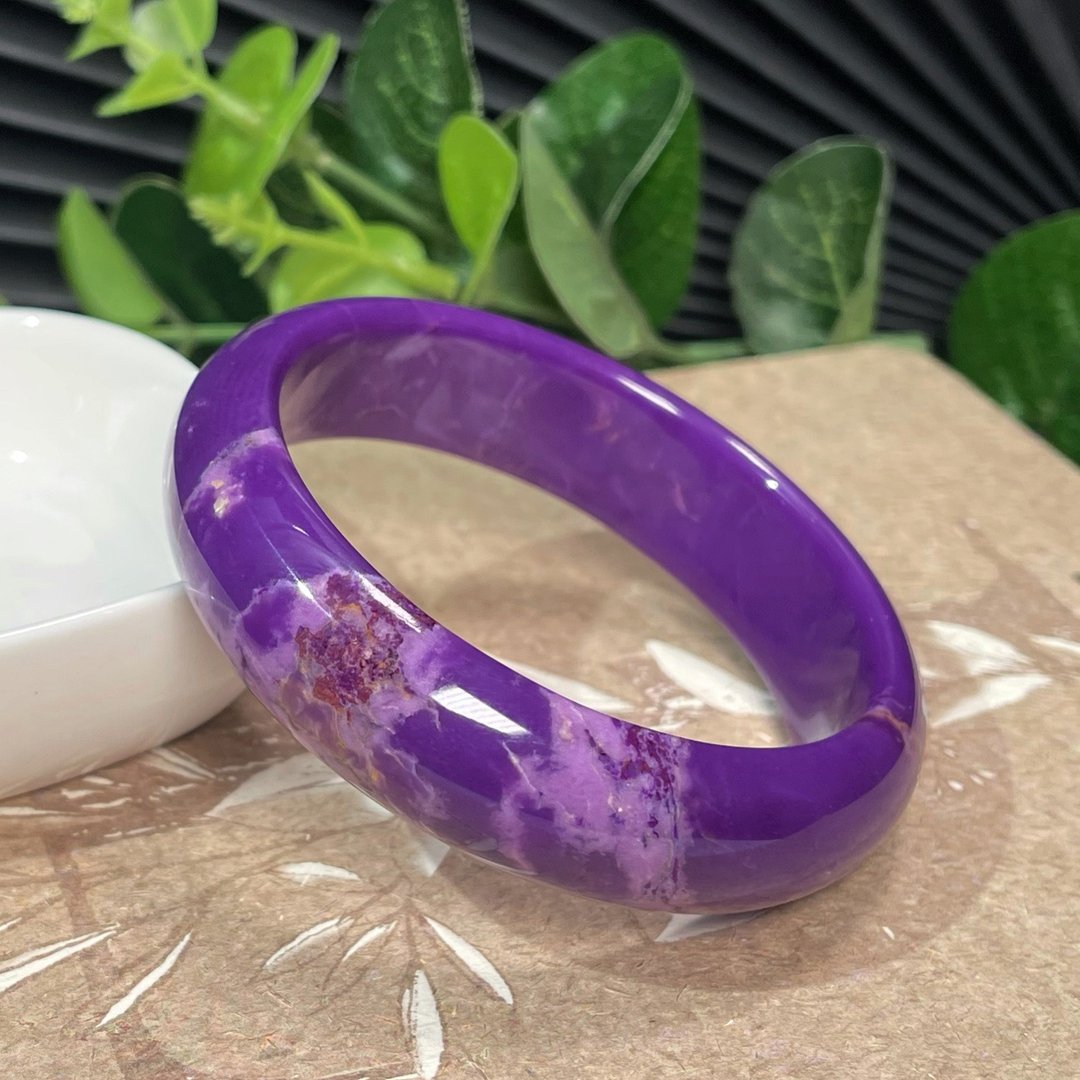 优质梦幻紫云母手镯60MM 高瓷异象飘花情人石手环 色泽浓郁优雅 - 手链/手环 - 半宝石 紫色