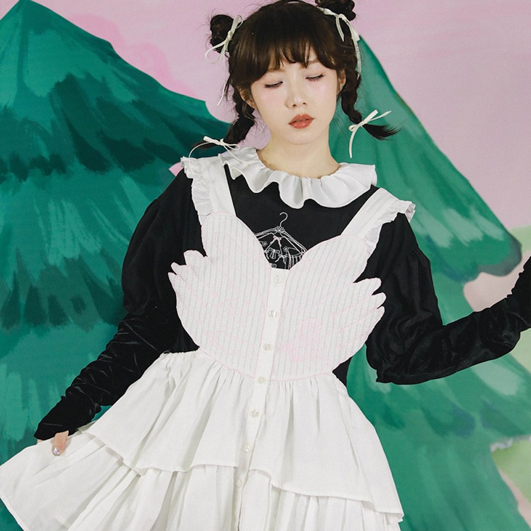 牛稠岛 森林的秘密 Lolita天鹅刺绣异形抽绳围裙 叠穿甜美背带裙 - 裙子 - 聚酯纤维 白色