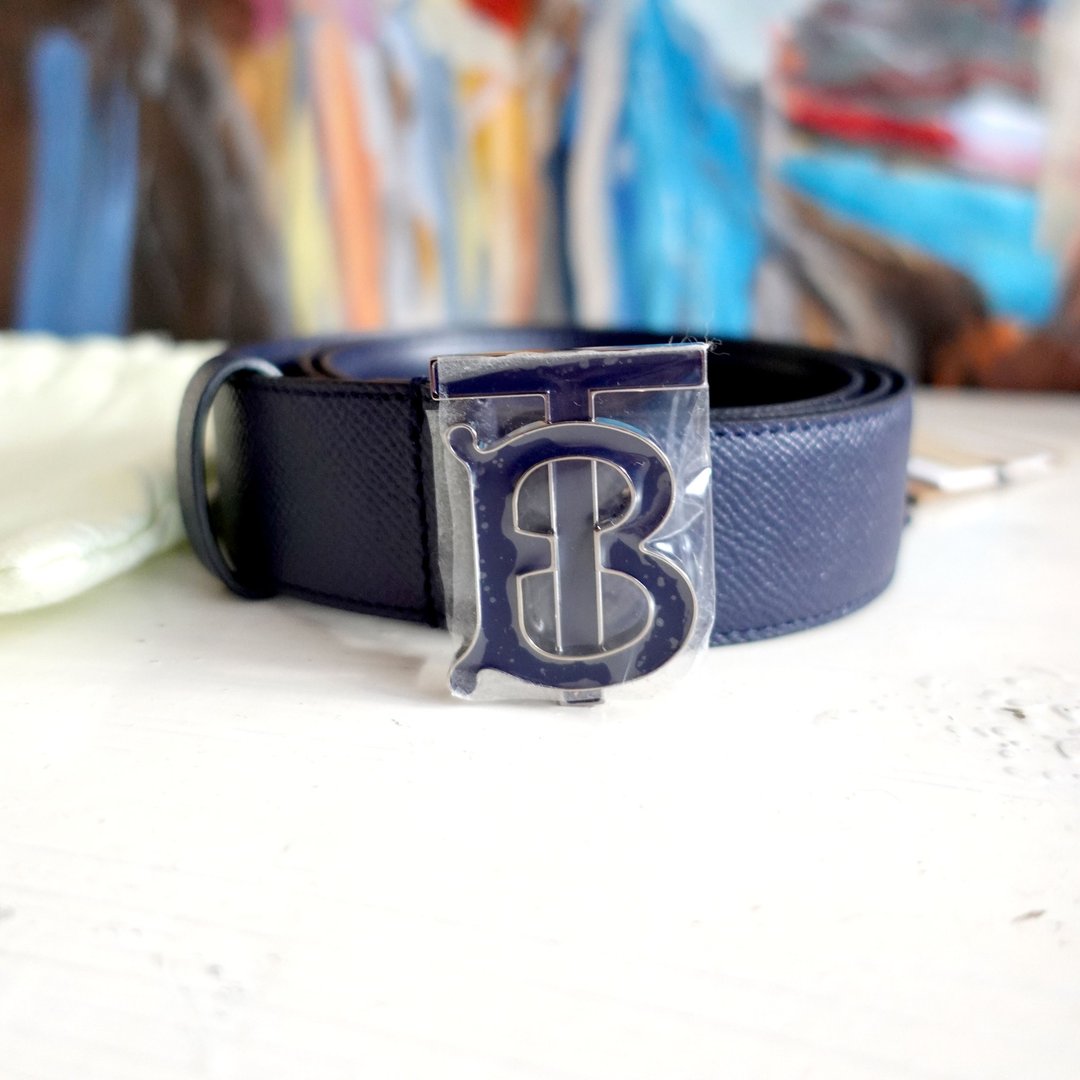全新英国名牌Burberry宝蓝色小牛皮大LOGO皮带西装腰带时尚高级品 - 皮带/腰带 - 真皮 蓝色