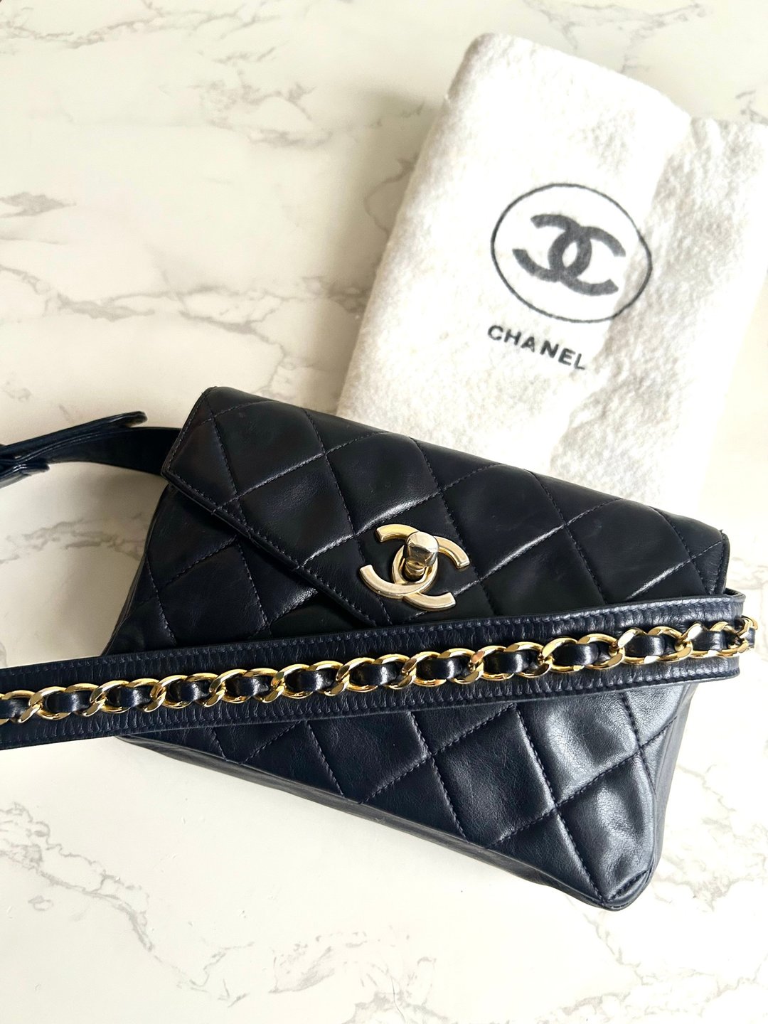 Chanel 黑蓝色金扣单肩包 腰带包 古董包 侧背包 中古二手包 小包 - 侧背包/斜挎包 - 真皮 黑色