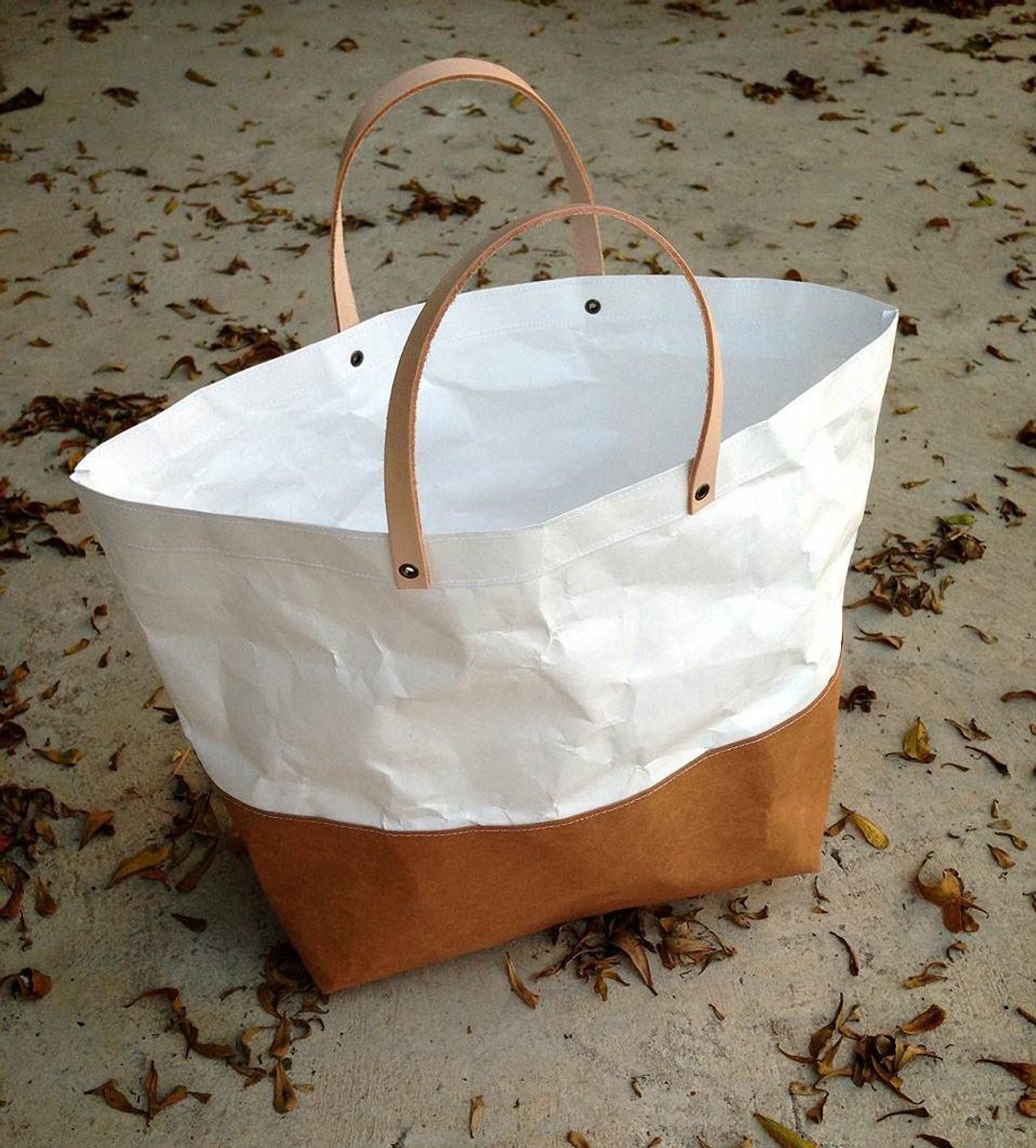 手提包 Tote Bag 小款：Tyvek 与牛皮纸材质 / 防水 / 抗撕裂 / 牛皮纸 / 日常包款 / 防水 - 手提包/手提袋 - 纸 白色