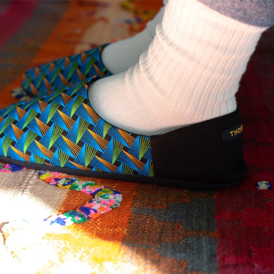 SHWESHWE Fabric Babouche Geometric [M size] - 女款休闲鞋 - 棉 