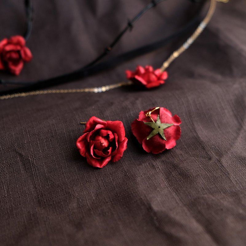 皮革工艺 蔷薇 耳饰 - 耳环/耳夹 - 真皮 红色