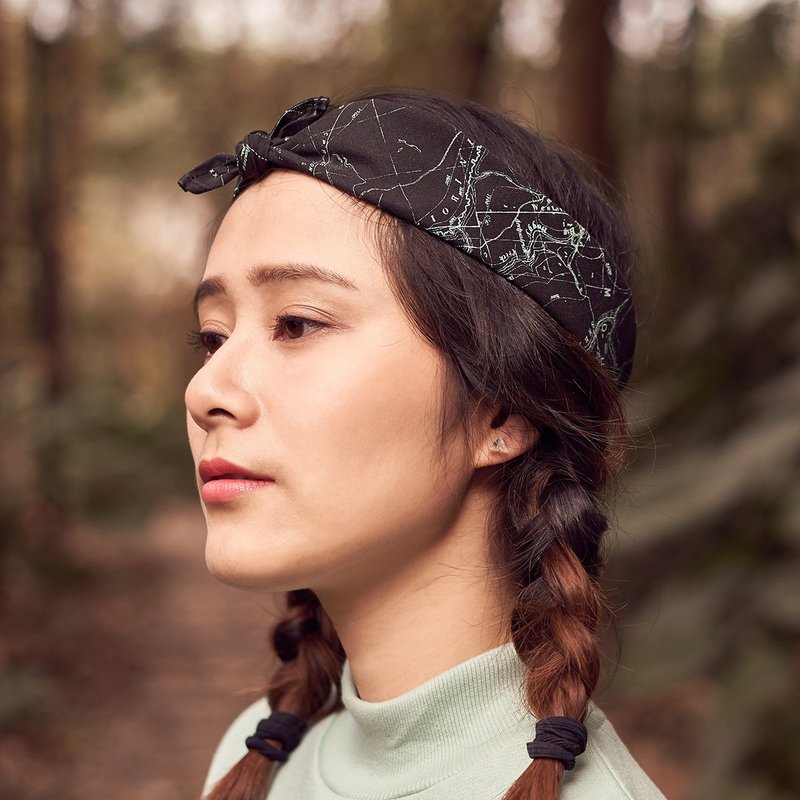 |Souvenirs|手工制作加拿大地图方巾头巾3色黑色 米白 浅蓝 - 发饰 - 棉．麻 黑色