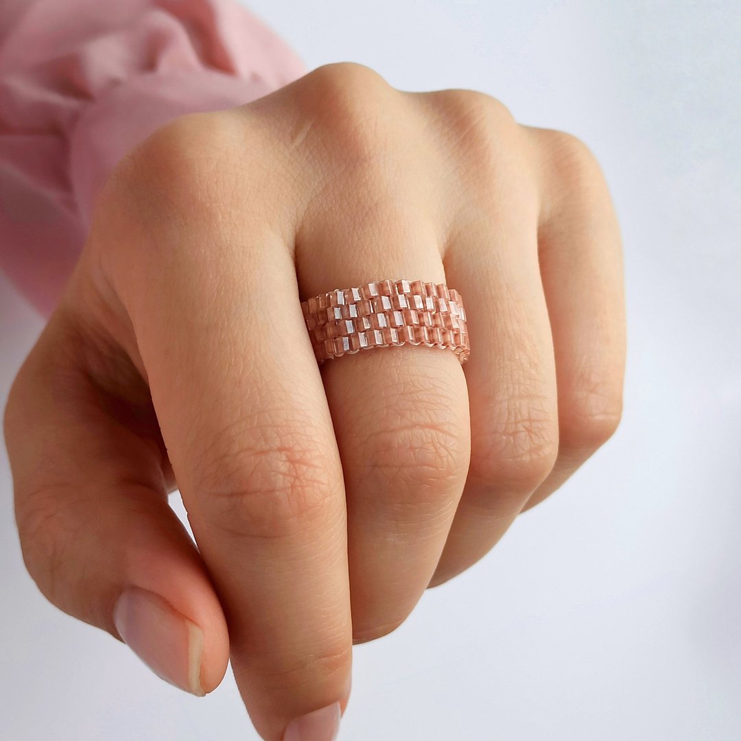 Pink handmade ring | Bead rings| Elegant ring| Handmade jewelry - 戒指 - 玻璃 粉红色