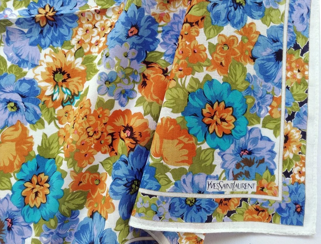 Yves Saint Laurent 古董手帕 英国玫瑰 缇花织纹 19 x 18.5 英寸 - 手帕/方巾 - 棉 橘色