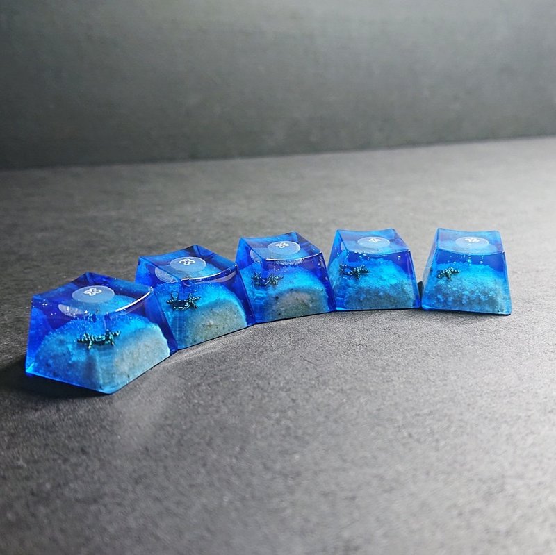Deep sea sea moon key cap (1 piece) - 数码小物 - 树脂 蓝色