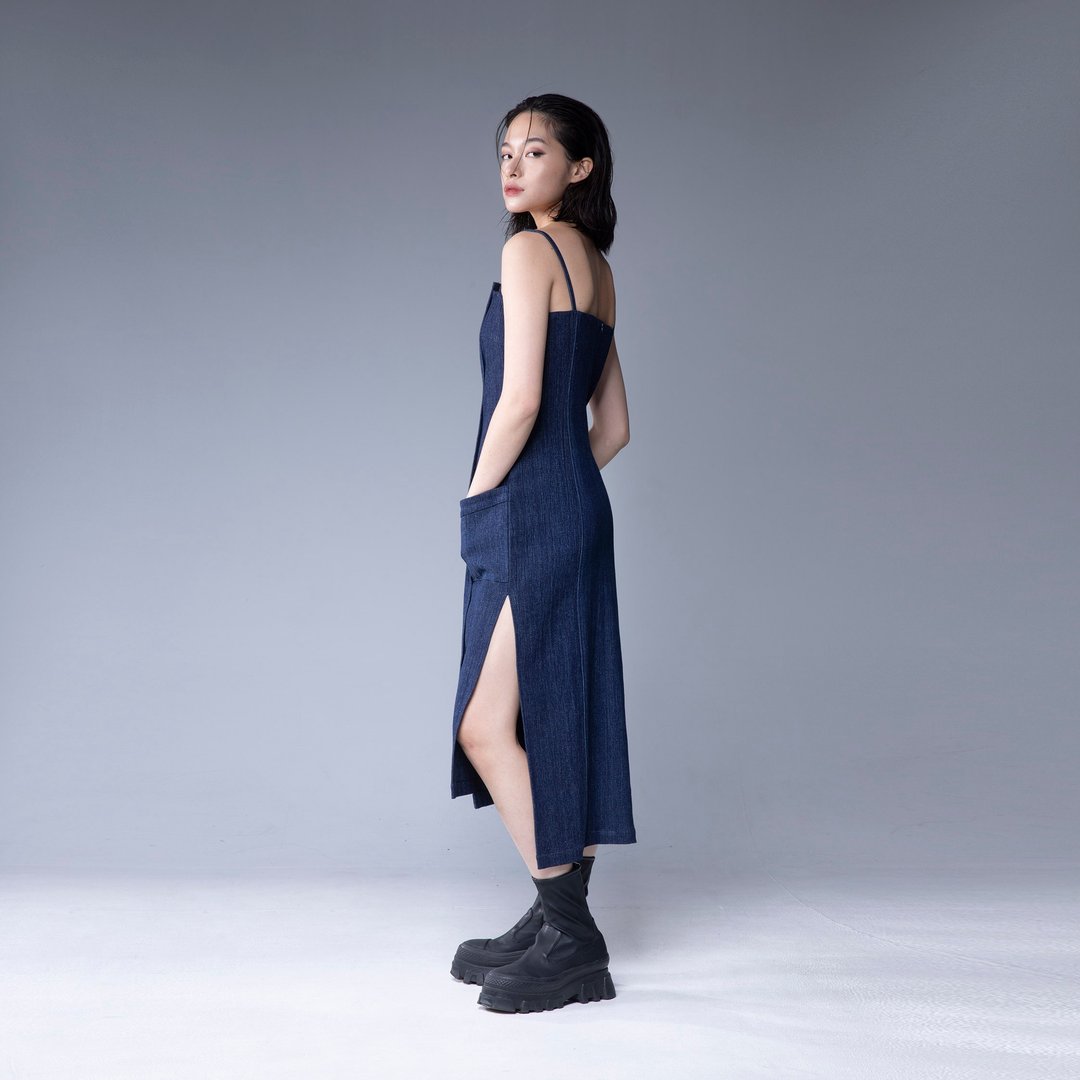 Aman No.71 细肩带平安符咒魔女洋3号 弹性牛仔蓝 - 洋装/连衣裙 - 其他材质 