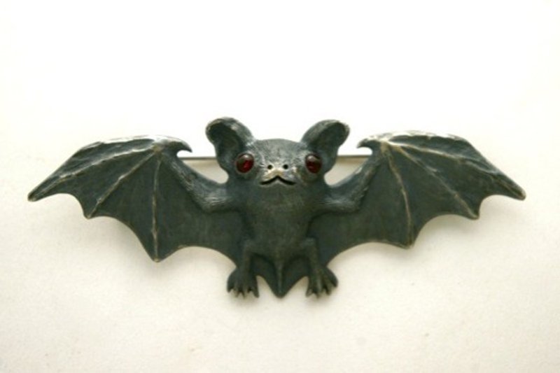 Pinkoi 代购 - 蝙蝠胸针 - 胸针 - 其他金属 