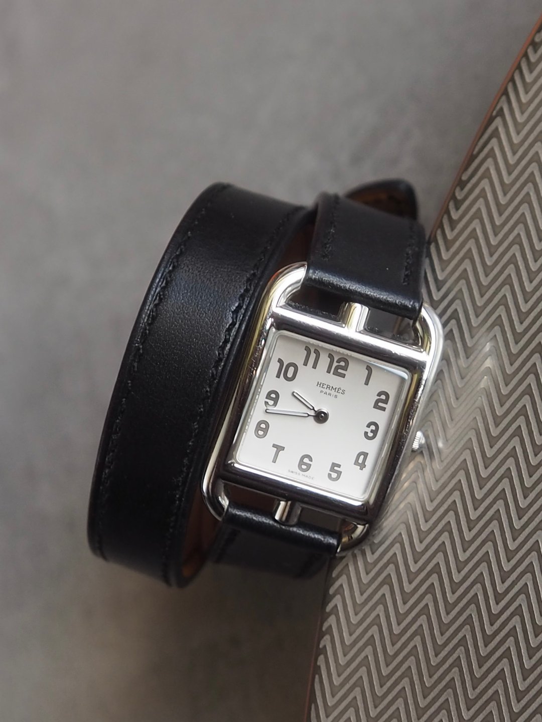 HERMES 爱马仕 Cape Cod 腕表 双圈 银色 黑色 古董级单品 - 女表 - 不锈钢 银色