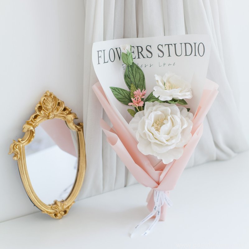 Paper Single White Caroline Rose  mini Bouquet | Aroma Handmade Gift - 香薰/精油/线香 - 纸 白色