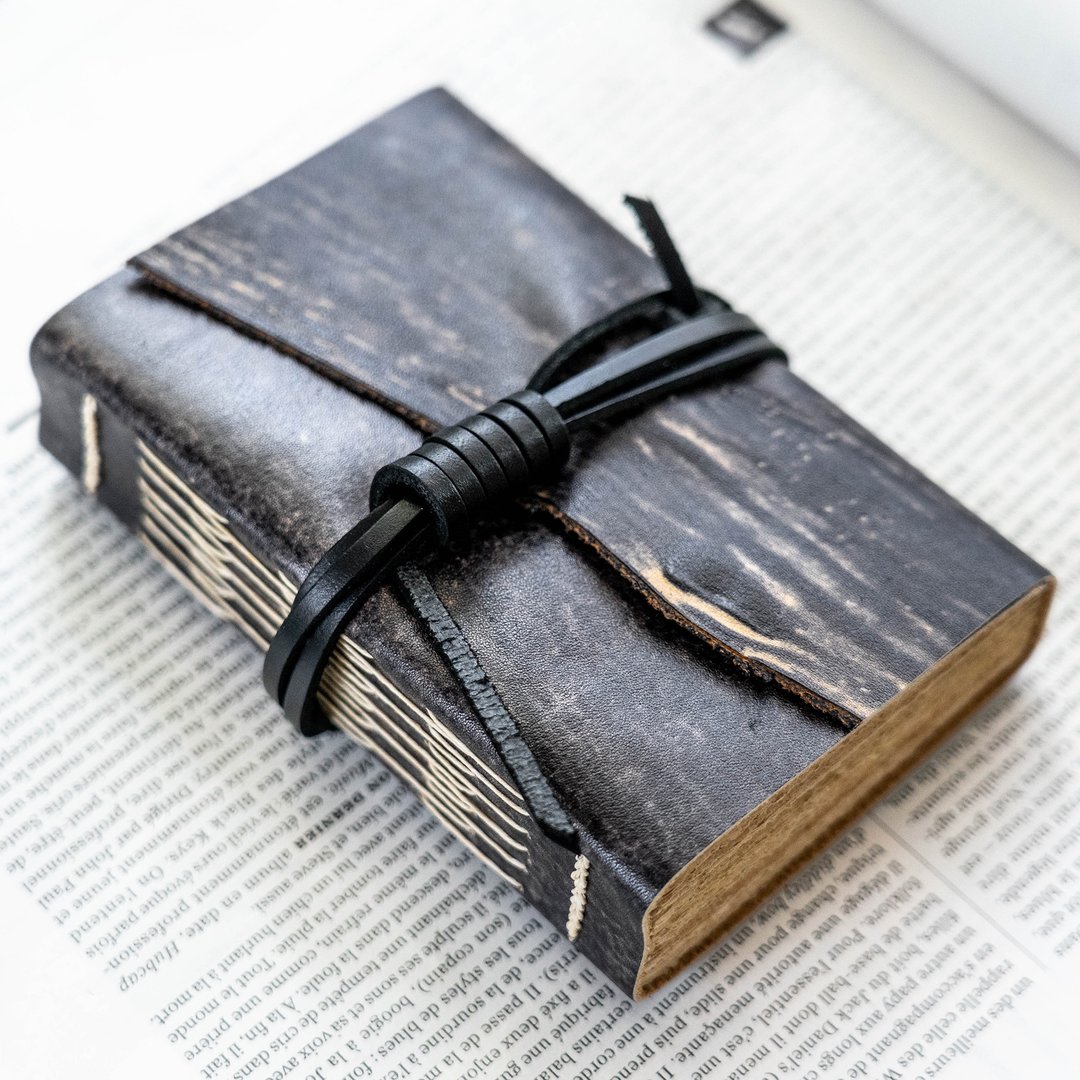 笔记本/手帐 真皮 Leather Journal, Vintage Bookbinding (Natural Edge / Rustic Black) - 笔记本/手帐 - 真皮 