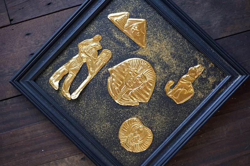 IARTS 热门原创金属浮雕创作-图鉴系列 一人成行 - 插画/绘画/写字 - 压克力 