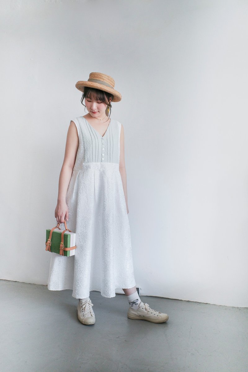 日本花纹布料拼搭背心裙 两面可穿 - 裙子 - 聚酯纤维 白色