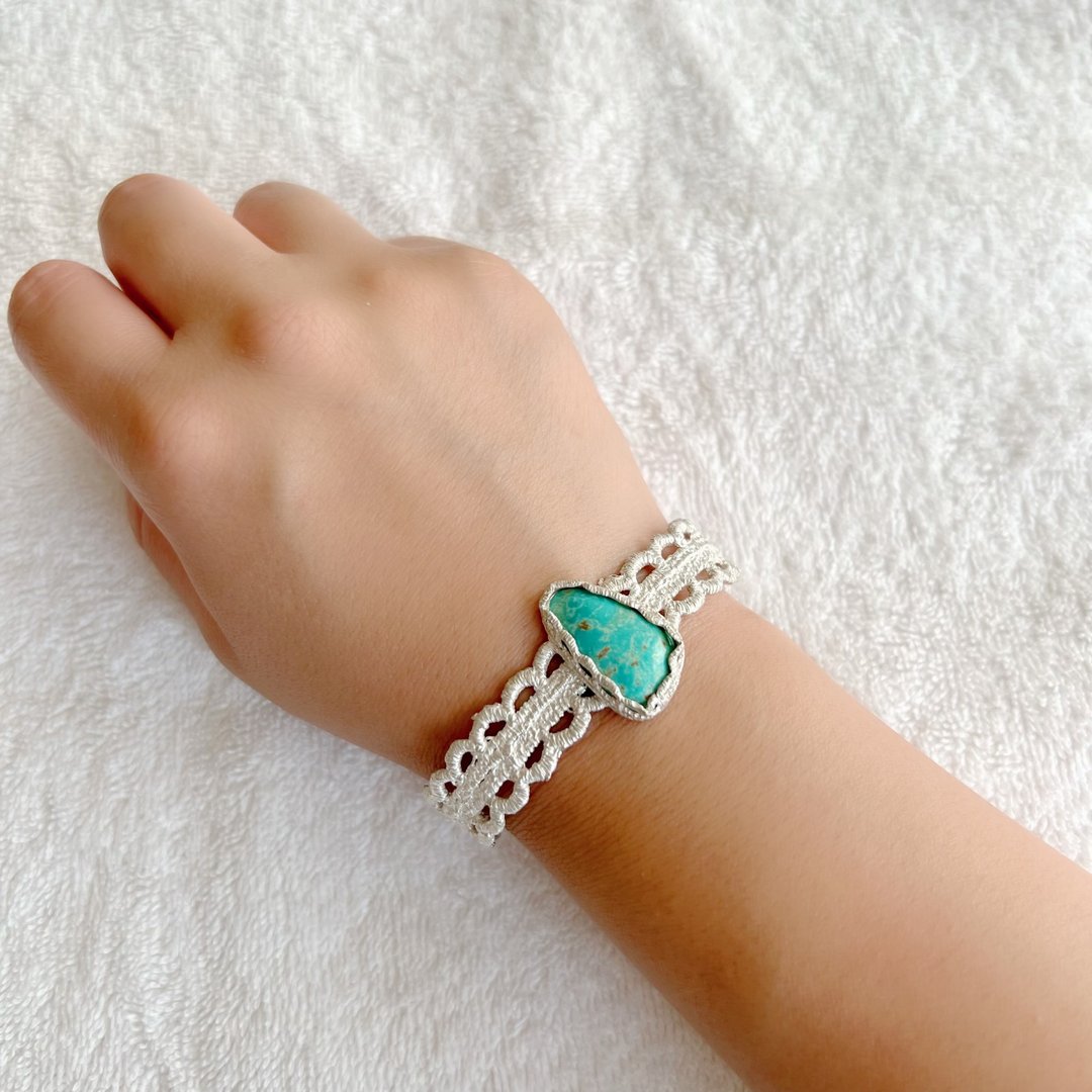 CROWN LACE TURQUOISE bangle - 手链/手环 - 其他金属 银色