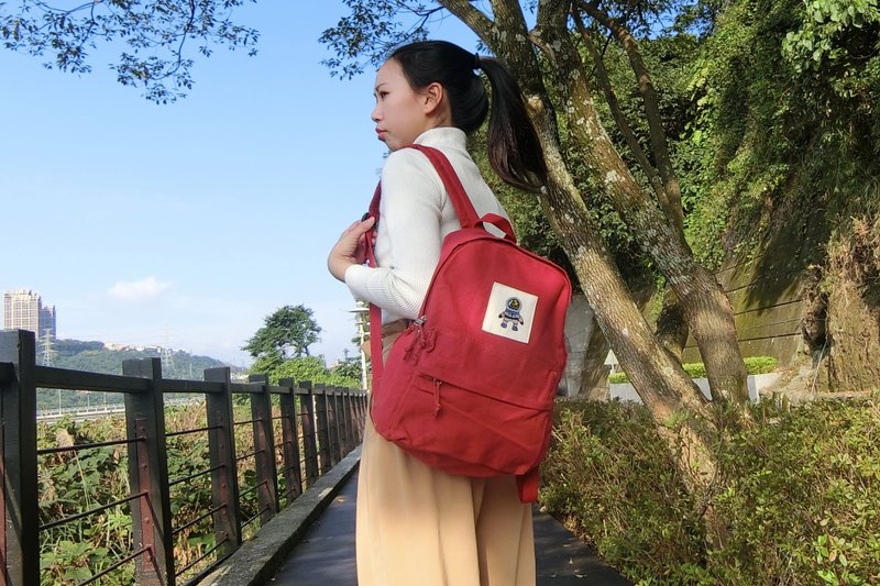 【定制化礼物】圣诞节礼物 宇宙太空人 - 帆布型手绘后背包 - 后背包/双肩包 - 棉．麻 红色