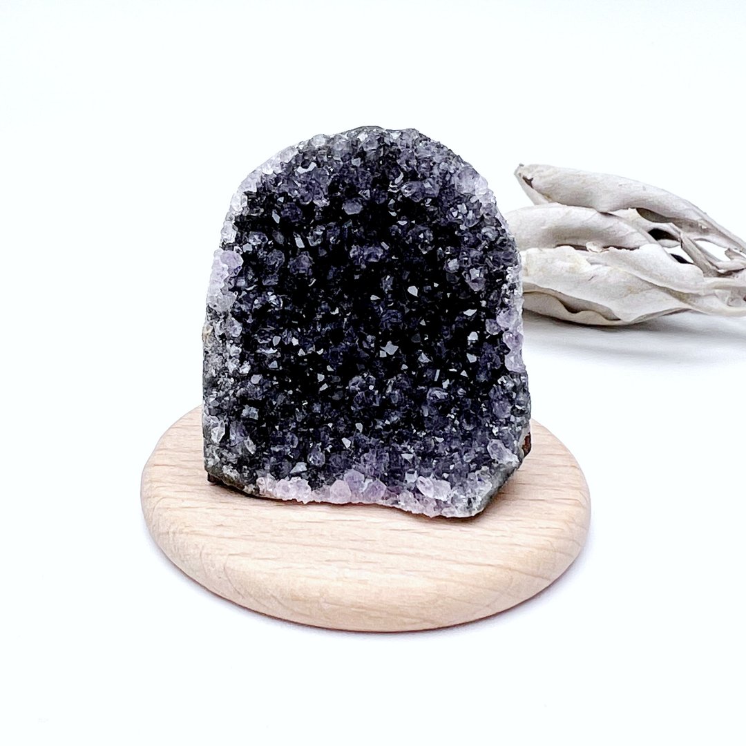 平淡。原矿 净化 财富 贵人 疗愈 l 迷你紫晶镇 紫水晶 l - 摆饰 - 水晶 紫色