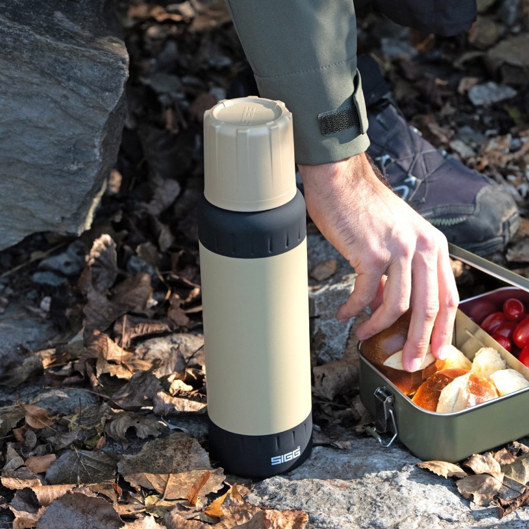 瑞士百年 SIGG ALPINE 25小时极轻超保温瓶 1000ml - 保温瓶/保温杯 - 不锈钢 多色
