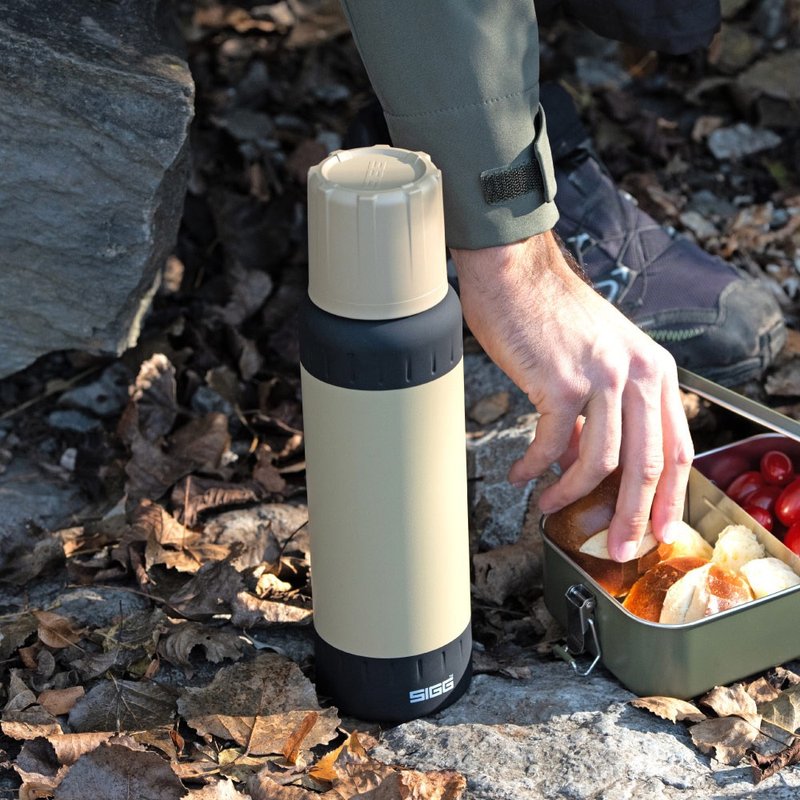 瑞士百年 SIGG ALPINE 25小时极轻超保温瓶 1000ml - 保温瓶/保温杯 - 不锈钢 多色