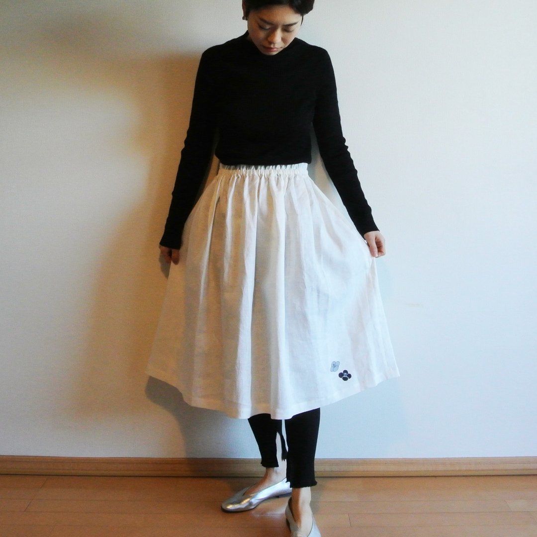 Linen/ gathered skirt white / camellia - 裙子 - 棉 白色
