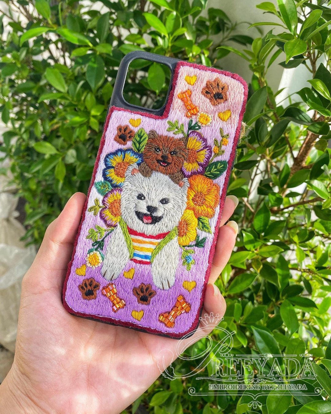 All hand-embroidered phone cases - 手机壳/手机套 - 绣线 