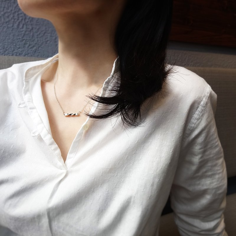 upturn necklace_好转项链 925银 限量 设计师 手作 定制 珠宝 - 项链 - 银 银色