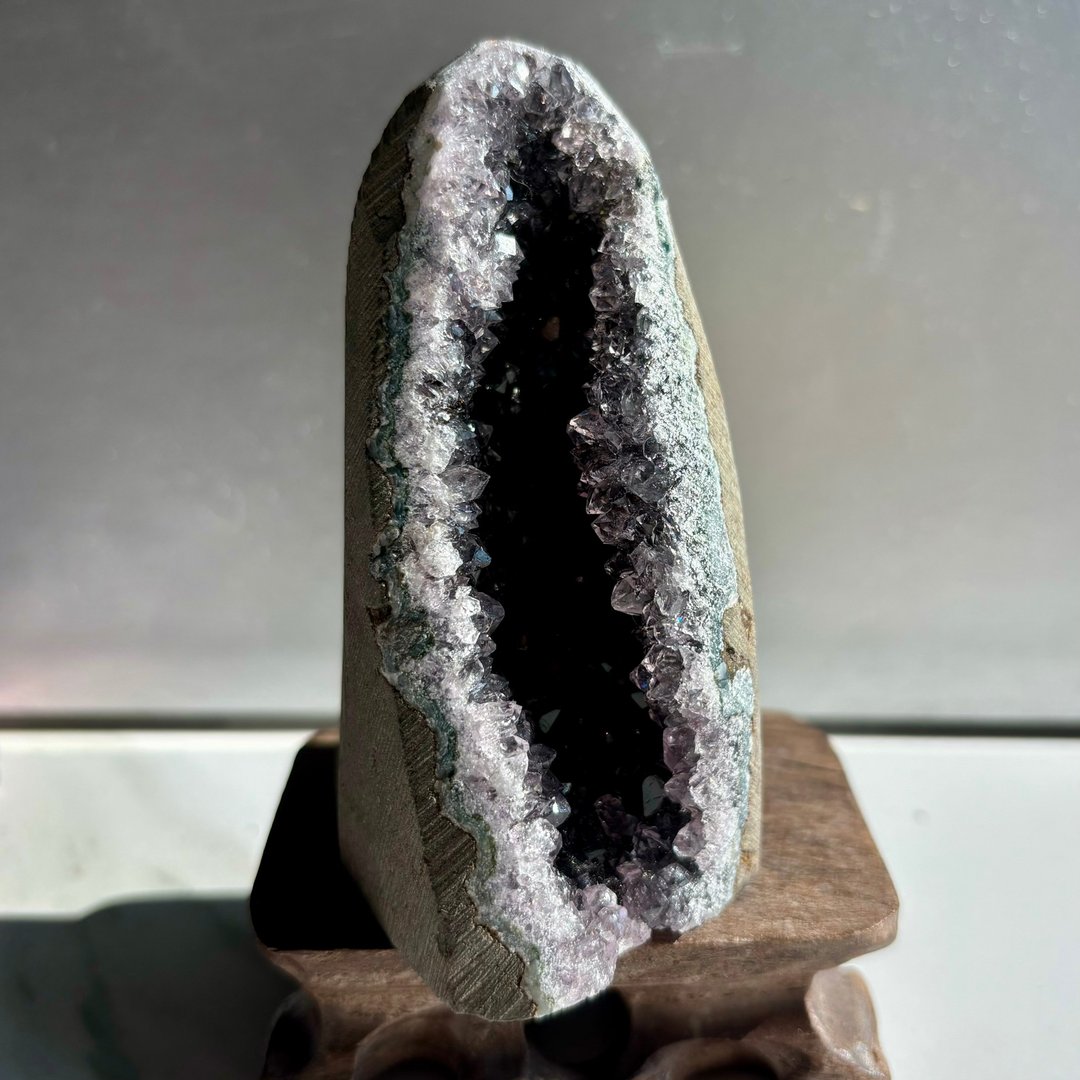*桌面上的招财洞*天然巴西紫水晶矿石Natural Amethyst - 摆饰 - 水晶 紫色