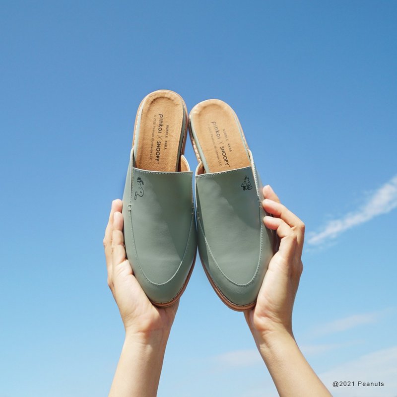 史努比 Snoopy联名鞋 陪伴-漫伴拍穆勒鞋-绿  Mules - 女款休闲鞋 - 真皮 绿色